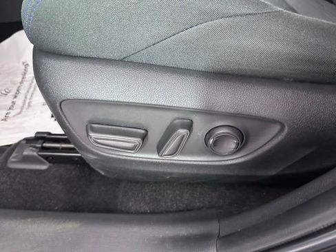 Used 2023 Toyota RAV4 SE w/ Convenience Package AWD/4WD image 21