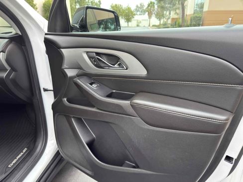 Used 2020 Chevrolet Traverse LS image 54
