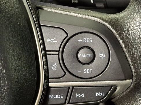Used 2023 Toyota Camry LE AWD/4WD image 21