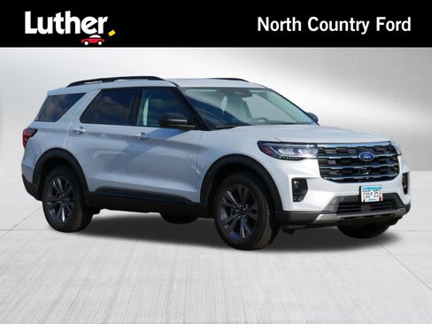 Used 2026 Ford Explorer Active w/ Active Comfort Package AWD/4WD image 1