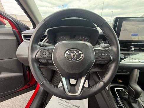 Certified 2023 Toyota Corolla Cross LE w/ Moonroof Package AWD/4WD image 9