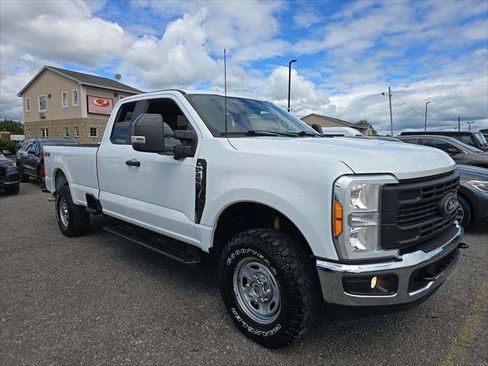 Used 2023 Ford F250 XL w/ 360-Degree Camera Package AWD/4WD image 6
