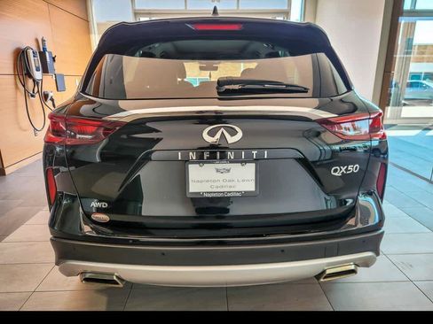 Used 2023 INFINITI QX50 Luxe AWD/4WD image 6
