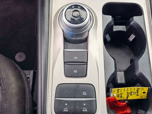 Used 2022 Ford Explorer XLT RWD image 28