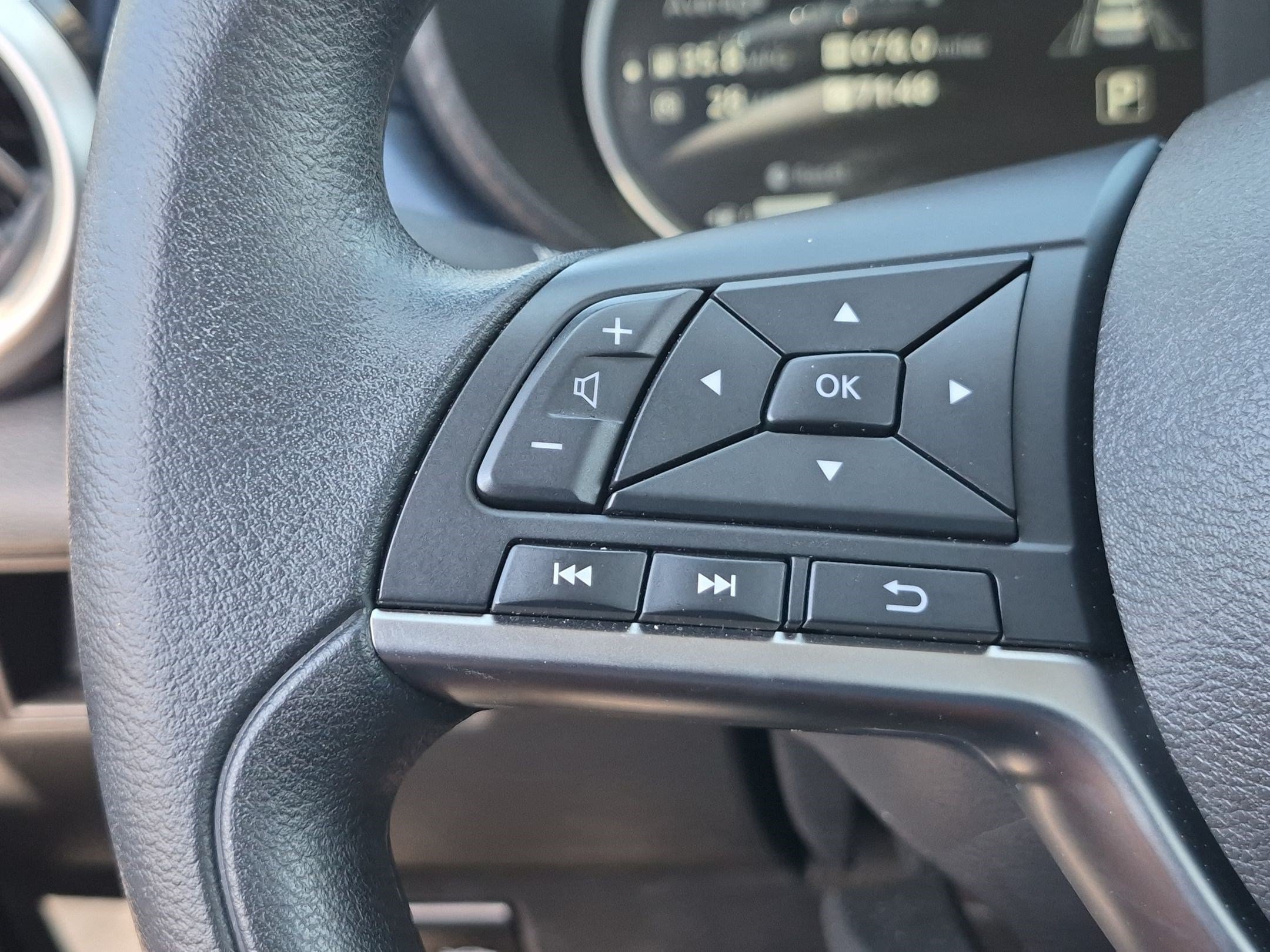 Used 2025 Nissan Versa SV w/ Trunk Package FWD image 18