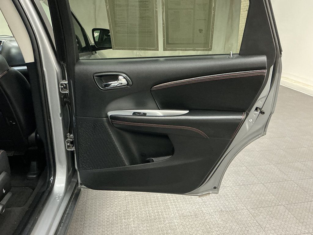 Used 2019 Dodge Journey GT w/ Nav & Sun Group AWD/4WD image 27