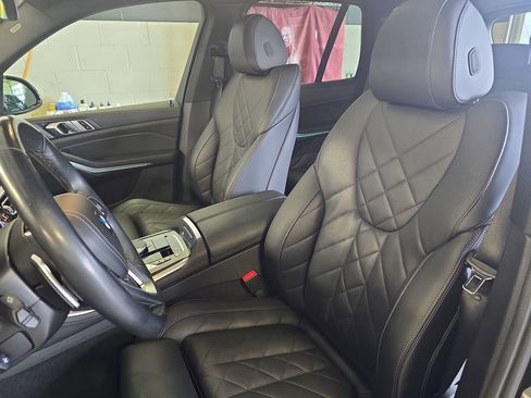 Used 2023 BMW X5 xDrive40i AWD/4WD image 15
