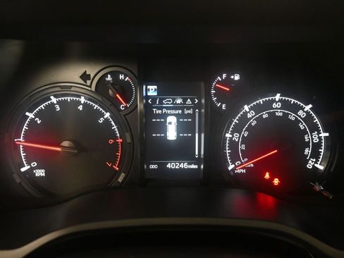 Used 2024 Toyota 4Runner SR5 image 14