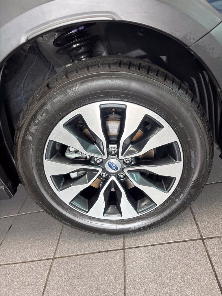 Used 2024 Subaru Outback Limited AWD/4WD image 11