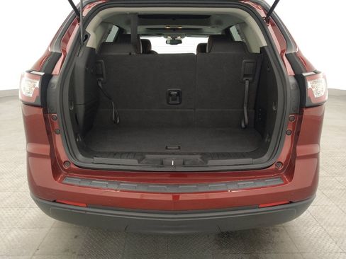 Used 2017 Chevrolet Traverse LT image 29