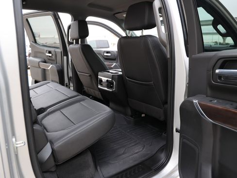 Used 2021 GMC Sierra 1500 SLT image 42