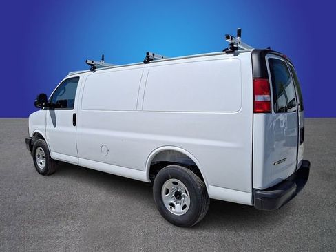 New 2026 Chevrolet Express 2500 w/ Driver Convenience Package RWD image 4