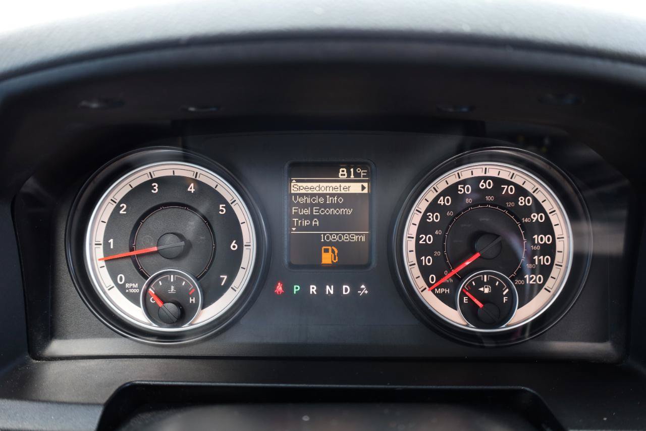 Used 2014 RAM 1500 Express RWD image 9