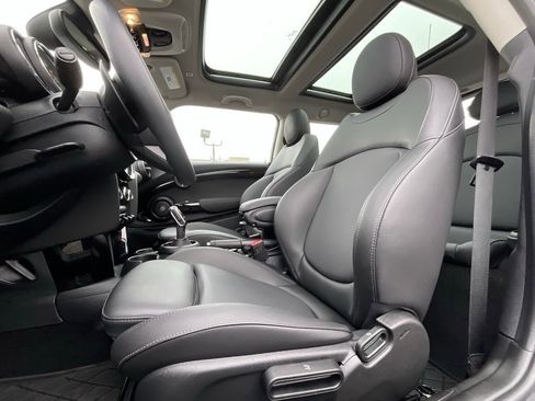 Used 2020 MINI Cooper S w/ Premium Package image 11