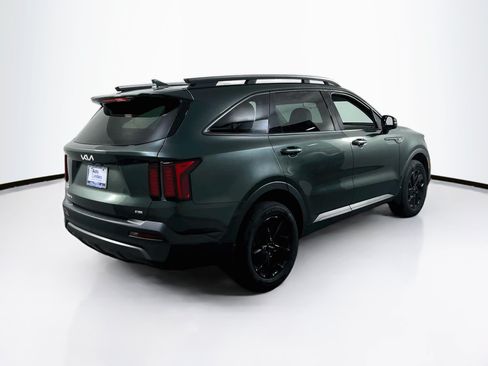 Used 2023 Kia Sorento S w/ Panoramic Sunroof Package AWD/4WD image 5
