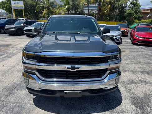 Used 2018 Chevrolet Silverado 1500 LT w/ Texas Edition AWD/4WD image 4