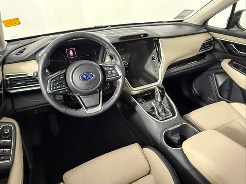 Used 2025 Subaru Outback Limited image 45