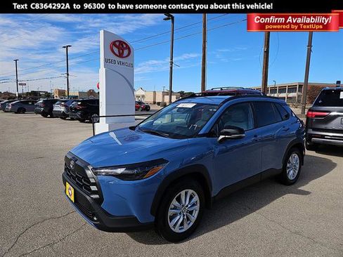 Certified 2026 Toyota Corolla Cross LE image 1