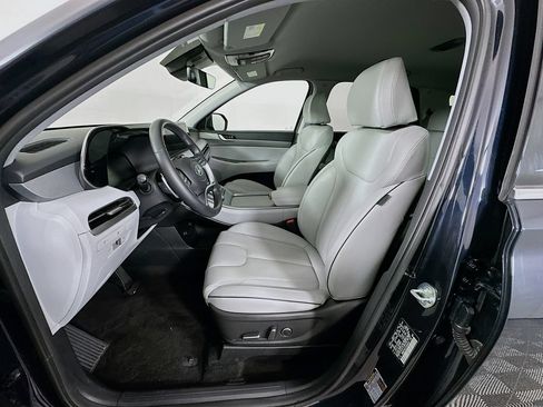 Certified 2025 Hyundai Palisade SEL FWD image 21