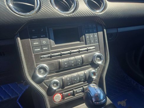 Used 2016 Ford Mustang Coupe RWD image 13