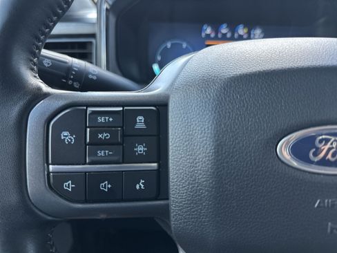 Used 2023 Ford F250 Lariat w/ Lariat Ultimate Package AWD/4WD image 29