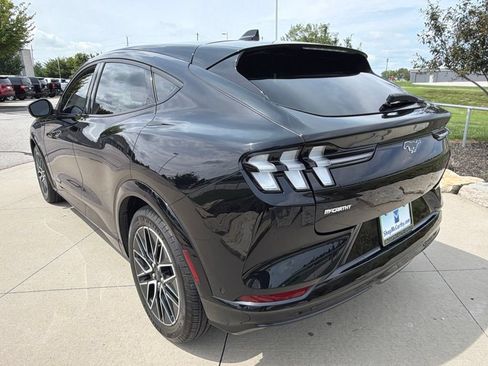 Used 2024 Ford Mustang Mach-E Premium AWD/4WD image 19