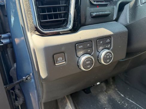 Used 2024 GMC Sierra 1500 Denali AWD/4WD image 19