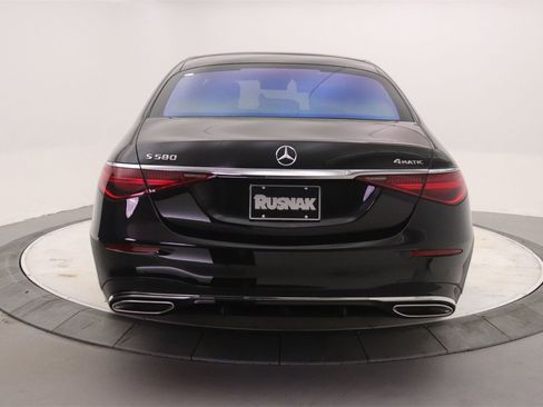 New 2026 Mercedes-Benz S 580 4MATIC Sedan image 3
