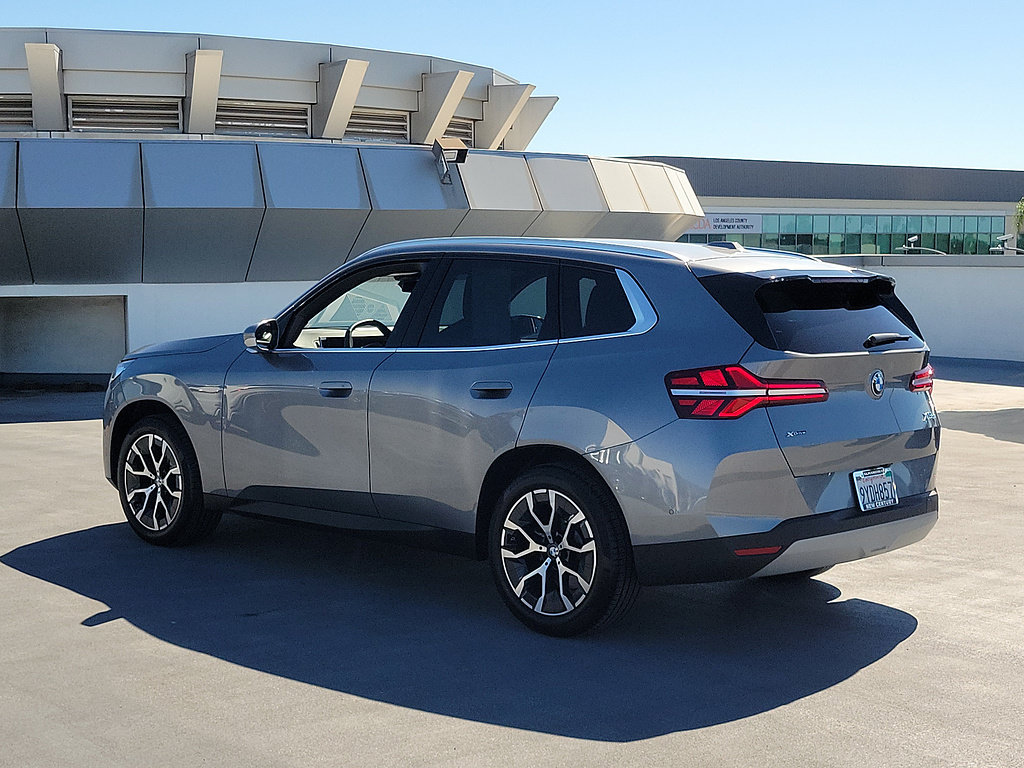 Used 2026 BMW X3 xDrive30i w/ Convenience Package AWD/4WD image 2