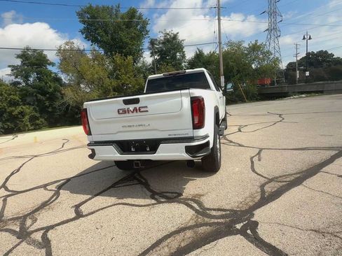 Certified 2020 GMC Sierra 3500 Denali w/ Technology Package AWD/4WD image 7