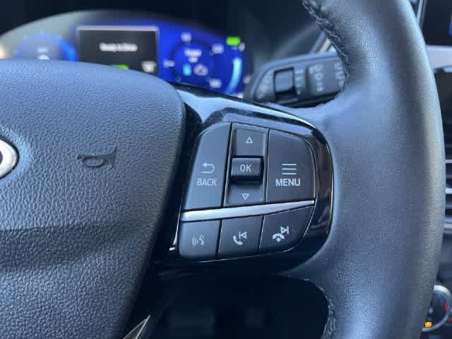 Used 2022 Ford Escape SEL w/ Technology Package FWD image 21