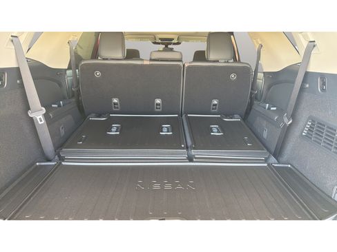 New 2026 Nissan Pathfinder Platinum w/ Cargo Package AWD/4WD image 12