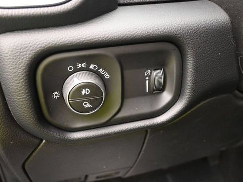 New 2026 RAM 2500 Big Horn AWD/4WD image 20