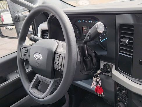 New 2024 Ford F550 4x4 Regular Cab Super Duty image 17