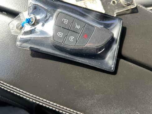 Used 2021 Buick Envision Essence w/ Sport Touring Package image 32