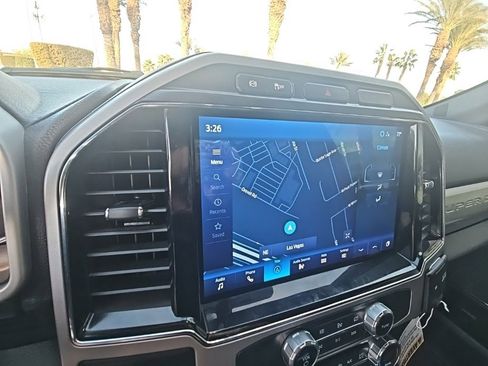 Used 2022 Ford F250 Lariat image 3