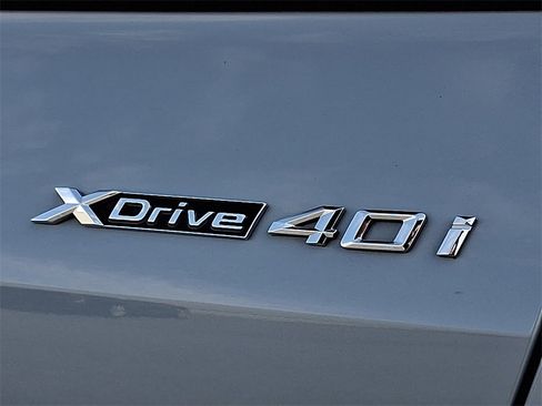 Certified 2024 BMW X6 xDrive40i w/ Executive Package image 34