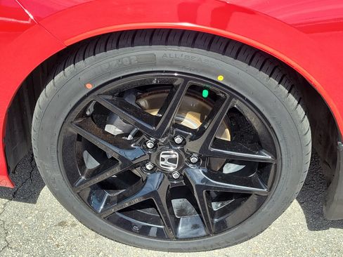Certified 2025 Honda Civic Sport image 9