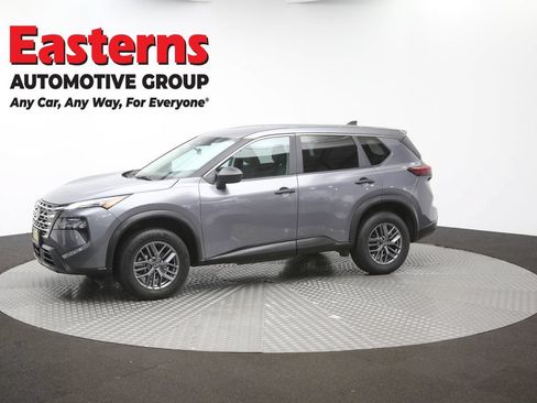 Used 2024 Nissan Rogue S AWD/4WD image 59