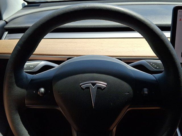 Used 2019 Tesla Model 3 Standard Range Plus RWD image 24