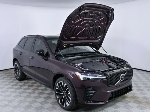 New 2026 Volvo XC60 B5 Ultra w/ Protection Package Premier image 33