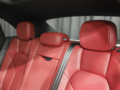 New 2026 Porsche Macan AWD/4WD image 6