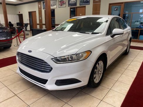 Used 2016 Ford Fusion S image 1
