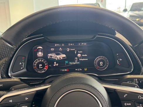 Used 2021 Audi R8 V10 w/ Premium Package image 32