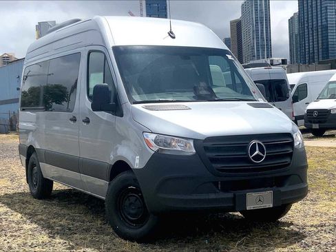 New 2025 Mercedes-Benz Sprinter 2500 image 2