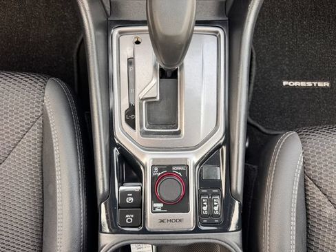 Used 2019 Subaru Forester Premium AWD/4WD image 20