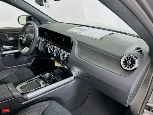 New 2026 Mercedes-Benz GLA 250 image 30