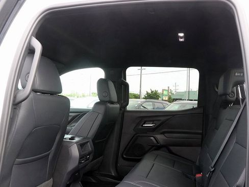 Used 2024 Chevrolet Silverado EV W/T image 17