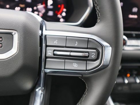 New 2026 GMC Canyon Elevation w/ Convenience Package image 17