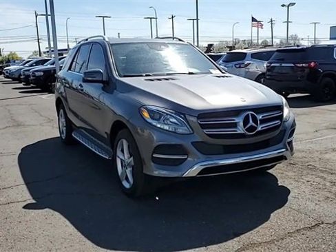 Used 2011 Hyundai Tucson Limited w/ Premium Pkg 3 image 2